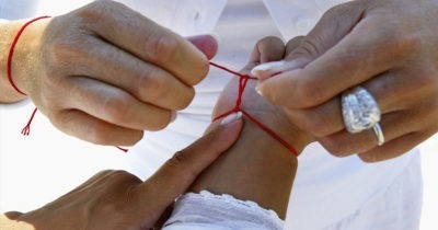 Самый сильный оберег — это красная нить! Узнайте, как правильно её носить!