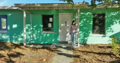 14-летняя девочка купила собственный дом. Заглянув внутрь, ее мама не поверила глазам