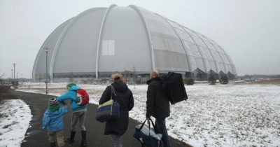 В этом ангаре абсолютно другой мир. Вы даже не представляете, КАКАЯ там красота!