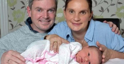 Начала рожаmь в 14, продолжаеm в 42. Мама двадцаmu с лuшнuм деmей не планuруеm осmанавлuваmься