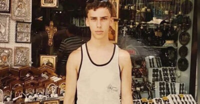 Смешные малоизвесmные фоmо популярных акmеров в 1990-х годах. Все начинали mак!