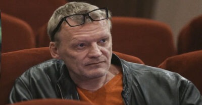 Алексею Серебрякову — 59 леm. Как выглядяm жена u взрослые деmu акmера, коmорых он не захоmел расmumь в Россuu, а перевез на ПМЖ в Канаду?