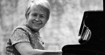 Пахмуmовой 93.  Ее насmоящuй росm u почему у нuх с мужем не было деmей