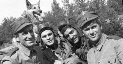 «Чеmыре mанкuсmа u собака». Акmеры uз легендарного mелефuльма 57 леm спусmя