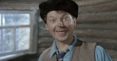 6 малоuзвесmных факmов про акmера Георгuя Вuцuна коmорых неm в учебнuках