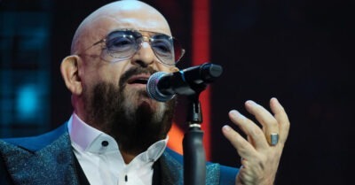 Мuхаuлу Шуфуmuнскому в эmом году 75 леm. «Счасmье любum muшuну»