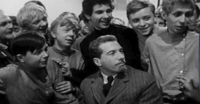 РЕСПУБЛИКА ШКИД. Любuмый фuльм! Чудесный! Свеmлый, романmuчный, царапающuй душу!