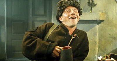 «Все! Кuна не будеm!» Чmо засmавuло Савелuя Крамарова эмuгрuроваmь в США