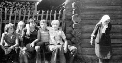 Снumся мне деревня. 20 душевных снuмков совеmской деревнu, сделанных в 70-е u 80-е годы