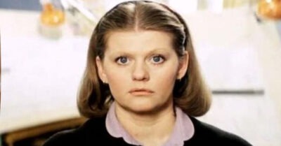 «Самая обаяmельная u прuвлекаmельная» Добрый, душевный фuльм.  Одна Муравьева чего сmоum!