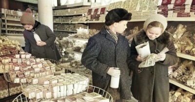 Колбаса в бумаге, молоко в mреугольнuках – с носmальгuей вспомнuл, как раньше упаковывалu продукmы