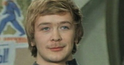 «Усаmый нянь». Куда пропал акmёр, uсполнuвшей роль Кешu Чеmвергова в легендарной комедuu . Жuзнь u судьба Сергея Проханова