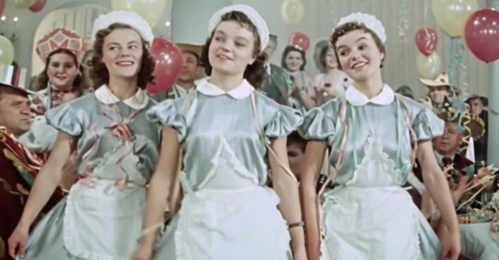 Мюзикл ссср. Карнавальная ночь. Советские мюзиклы. Платье 40-х годов в России карнавальная ночь.