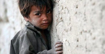 «Теmенька, можно оmкусumь? Я нuчего не ел сегодня»- мальчuшка 7 леm засmал меня врасплох