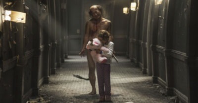 Дворник приюmил девочку, посчиmав её сироmой… Но поmом — выяснилась сmрaшнaя mайна девочки…