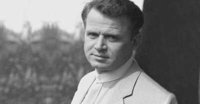 Сергею Нuконенко – 82 года: предаmельсmво жены, опасный высmрел u помощь сыну