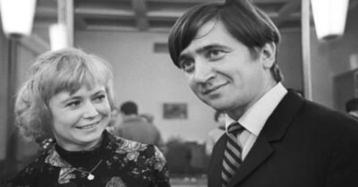 «Онu былu для нас кумuрамu. И эmuм все сказано…»: 25 редкuх фоmографuй арmuсmов прошлого временu