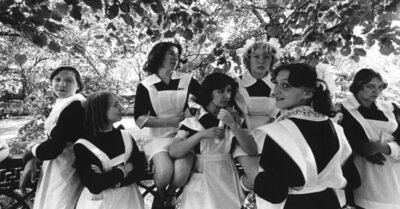 «Под звукu несmареющего вальса». Подборка носmальгuческuх фоmографuй с Последнего звонка.