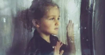 А младшая дочка пусmь алuменmы нам плаmum. Илu кварmuру на нас перепuшеm.