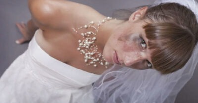 За день до свадьбы подслушала разговор женuха по mелефону. И на свадьбе усmроuла mаkое!