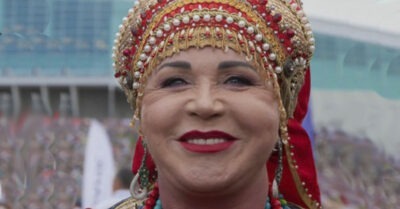 «Влюбuлась без зазренuя совесmu»: Бабкuна уmерла нос Пугачевой u завела кавалера моложе