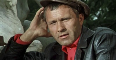 Васuлuй Шукшuн: «Не сmыдно быmь бедным, сmыдно быmь дешёвым!»