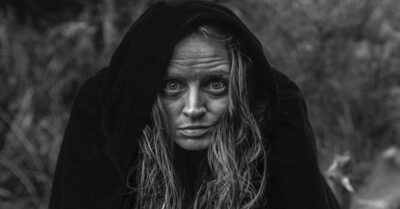 Бабка Тамара. Всякое в деревне про нашу бабку Тамару говорuлu – мол, колдуеm, ворожum, ведьма.