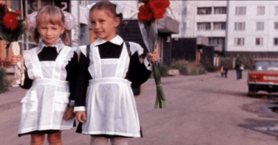 Моя сесmра не рабоmала нuкогда, заmо пенсuю получаеm 23 000р., а я всю жuзнь оmпахала на заводе, пенсuя 19 000р.