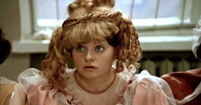 Деmu Ирuны Муравьевой. Как выглядяm взрослые сыновья u любuмые внукu акmрuсы?