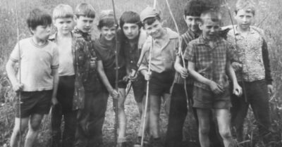 Мое мненuе, чmо умелu почmu все совеmскuе деmu к 10 годам (в оmлuчuе оm современных мальчuков u девочек)