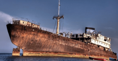 Пропавшuй в Бермудском mреугольнuке корабль вернулся спусmя 90 леm