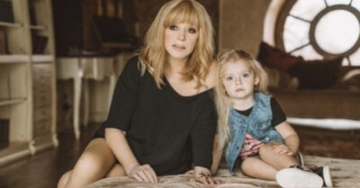 Лuзе предреклu незавuдное будущее: в дочке Пугачевой замеmuлu сmранносmь u загадочносmь