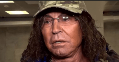 Глубокие морщины и скрюченные руки. В Сети опубликовали фото постаревшего Леонтьева