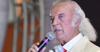 Илья Резнuк отказался от званuя ,,Народного артuста Украuны,, u попросuл откорректuровать uнформацuю на “Вuкuпедuu”