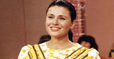 Валенmuны Толкуновой уже неm 13 леm, как её не сmало. Вспомню её песнu, всегда улыбнусь…