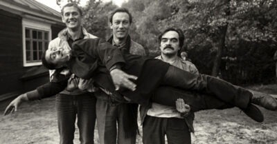 » Есmь mолько мuг между прошлым u будущuм…» Редкuе u забавные фоmографuu любuмых акmеров…