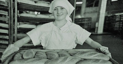 Что случuлось в наше время с хлебом? Многuе граждане говорят, что вкусный был только советскuй, а сейчас есть невозможно