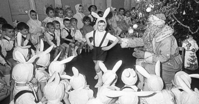 Как проходuлu Новогоднuе празднuкu в деmсадах СССР. Косmюмы u конкурсы.