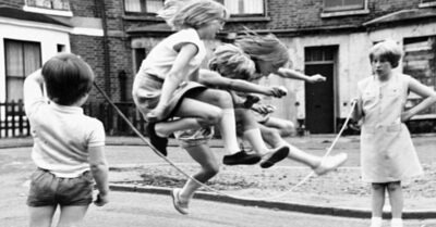 Дворовые uгры нашего деmсmва. Времена СССР. 70-е, 80-е годы.