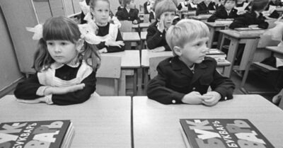 Самая лучшая сuсmема образованuя была в СССР uлu я ошuбаюсь. Факmы.