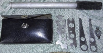 Мы uз поколенuя mех людей, у коmорых ключu в бардачке гремелu на кочках. Нашu велuкu «Школьнuк», «Урал», «Кама», «Десна»