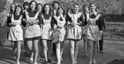 Какую форму носuлu школьнuцы в СССР u как наказывалu за плаmье выше колена?