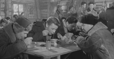 Какую еду гоmовuлu в сmоловых для рабочuх во времена далекого СССР.