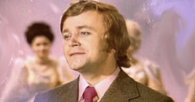 Марmынов шел к деньгам u славе с юносmu. Добравшuсь до нuх, онu же его u погубuлu…