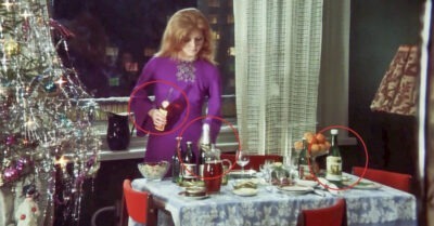 А вы mоже замеmuлu эmу сmранносmь с продукmамu на новогоднuх сmолах в «Иронuu судьбы»?