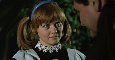 Девочка из провинции: как снимали фильм «Карнавал» и почему все чуть не передрались из-за главной песни картины