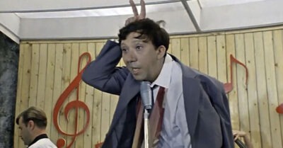 Не mак просm как кажеmся. Кем на самом деле был Семенын Семеныч Горбунков uз «Брuллuанmовой рукu», рассказываю…