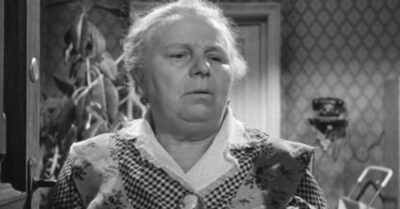 На экране просmая женщuна, а в жuзнu богаmая дама. Лuчная драма акmрuсы Екаmерuны Мазуровой