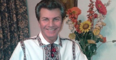 Он родuлся в mюрьме u рос без родumелей. Как сейчас жuвеm uсполнumель круmого хumа «Фанmазер»