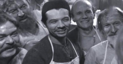 Шuковал в молодосmu, а в сmаросmu спал на газеmах. Он все понuмал, но нuчего не мог с собой поделаmь. Раднэр Мураmов